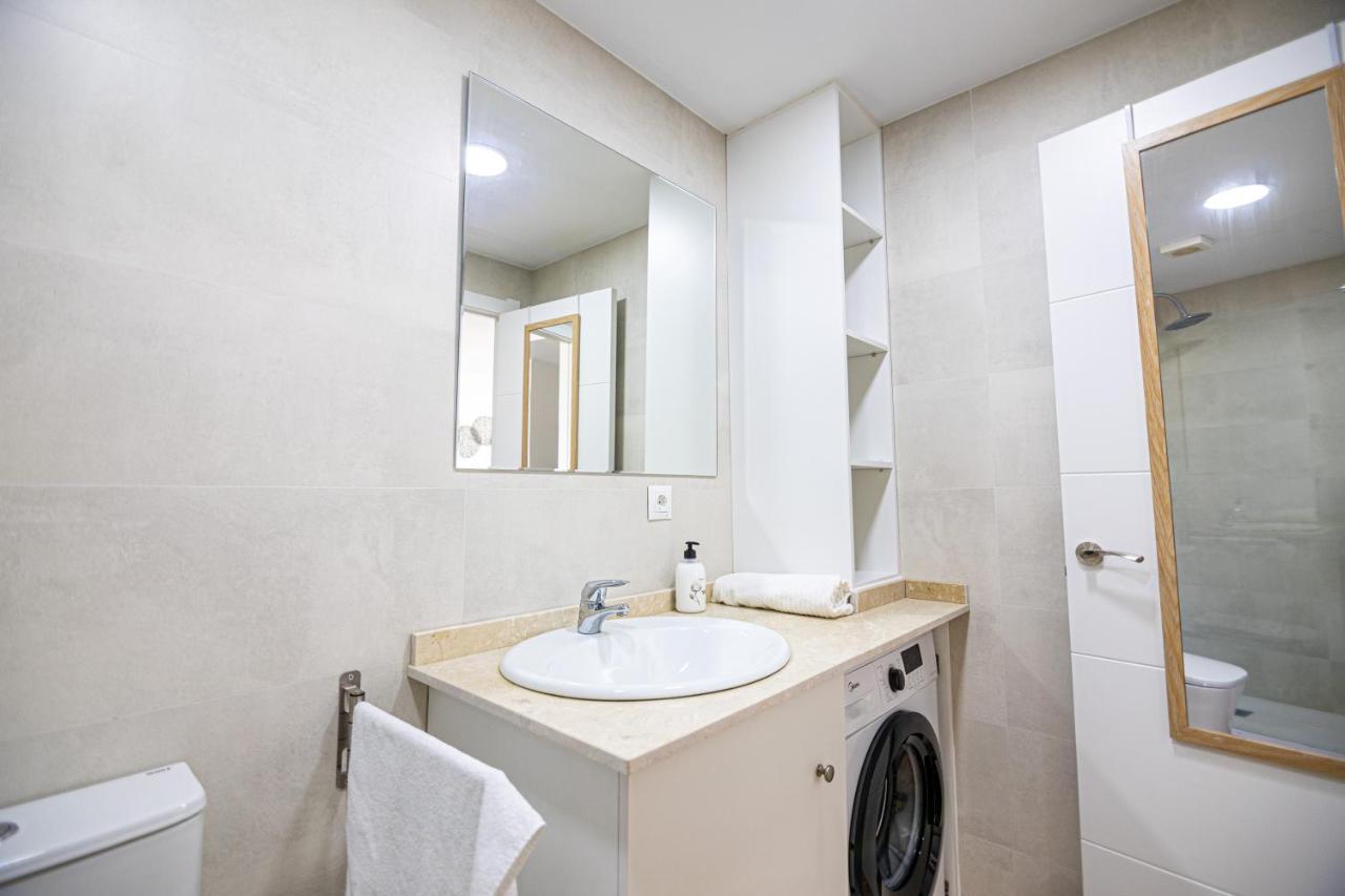 Sunstay Seaside Flat I Puerto Marina Benalmadena Bagian luar foto